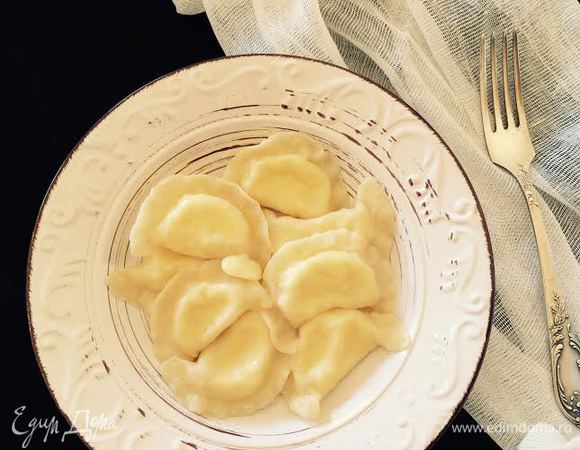 Подавать со сливочным или топленым маслом.