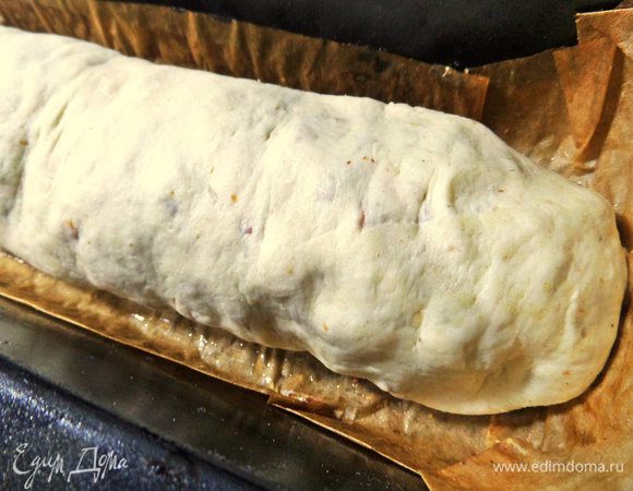 Переносим в форму «кирпичик». Края загибаем.