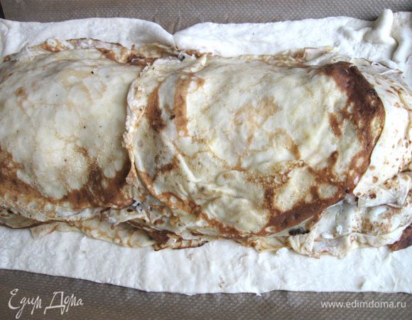 Накрыть блинами.