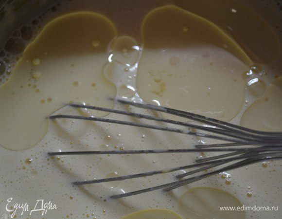 Добавить масло растительное и перемешать.