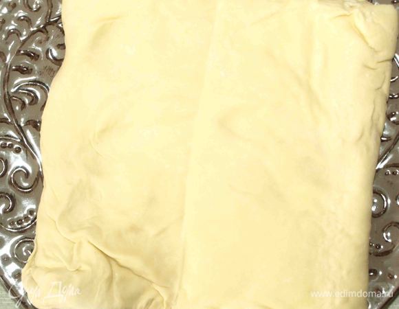 Тесто разморозить.