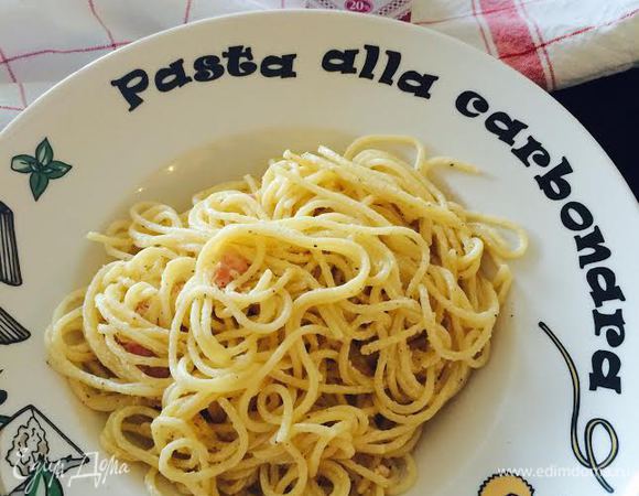 Подавать в теплой тарелке.