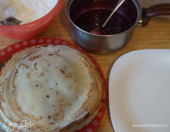 Начинаем собирать наш торт!