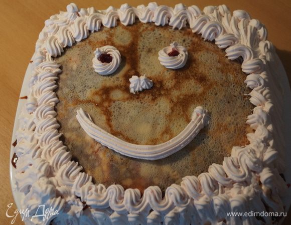 Мы с доченькой решили, что на Масленицу наш торт должен быть веселым!