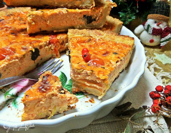 Пирог хорошо держит форму, удобен при переноске. 