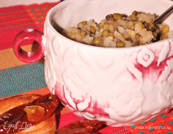 Можно в кашу добавить вяленые помидоры, это уже дело вкуса. Приятного аппетита!