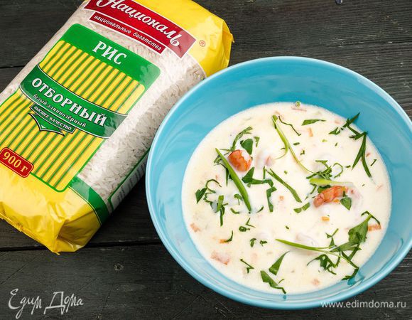 Подавать суп, украсив зеленью петрушки.