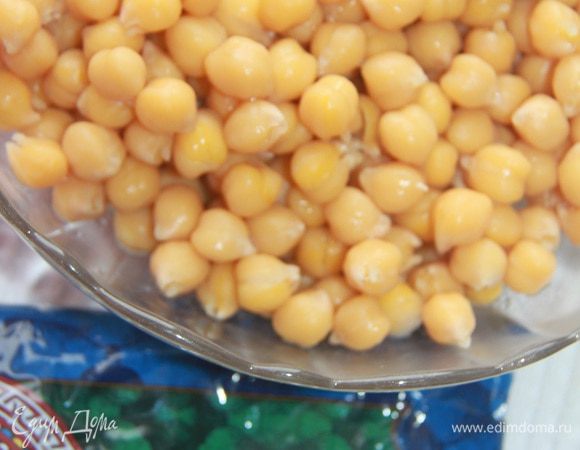 Нут ТМ «Националь» промыть и сварить в чистой воде до готовности (минут 20). НЕ СОЛИТЬ!