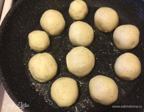 Жарить в хорошо разогретом масле.