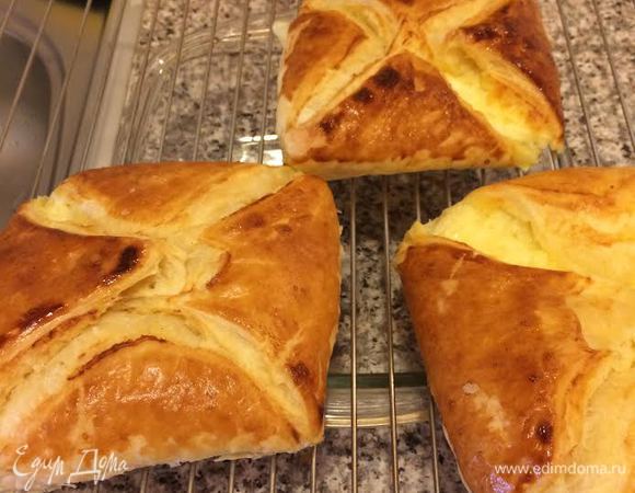 Выпекать 20-30 минут до румяной корочки.