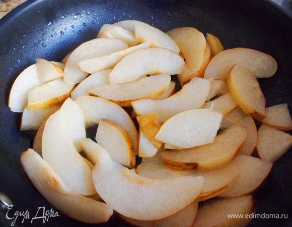 Груши дадут сок, станут прозрачными.