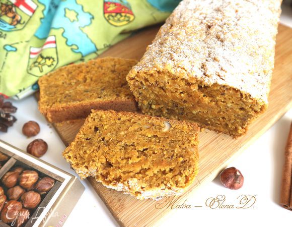 Кекс можно посыпать сахарной пудрой или по-другому его украсить. Приятного аппетита!
Кусочек кекса для вас!