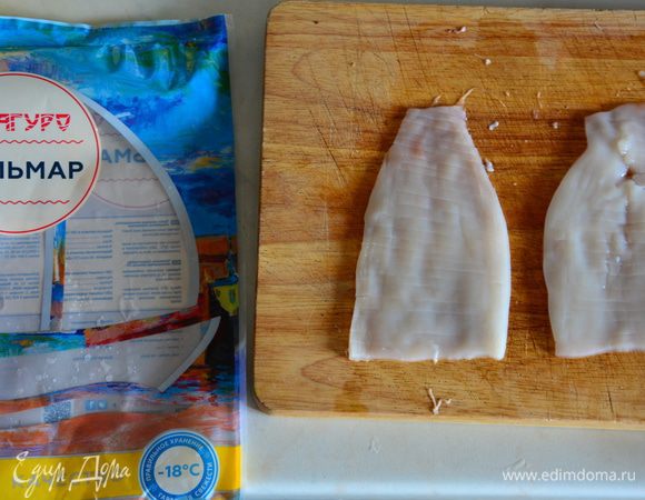 Для рисунка «цветущий вереск» сделать 2 длинных горизонтальных надреза с одной стороны и еще 2 с другой стороны. Сделать вертикальные надрезы по всему кусочку.