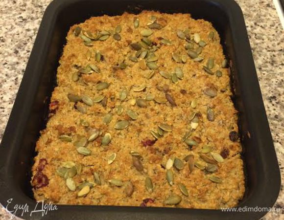 Выпекать 30-35 минут. Остудить.