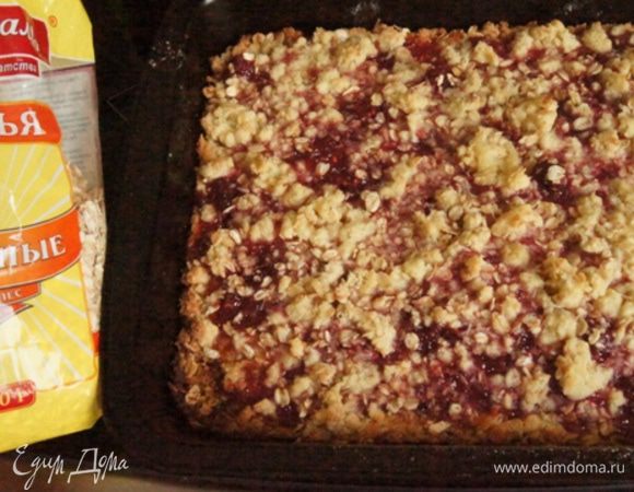 Выпекать на верхнем уровне духовки еще 12 минут до золотистой корочки. Ориентируйтесь по температуре своей духовки, если нужно прибавьте жар.