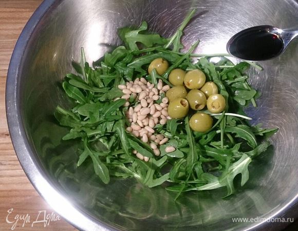 И бальзамическим уксусом.