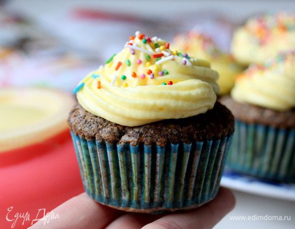 С посыпкой кексы смотрятся очень нарядно!