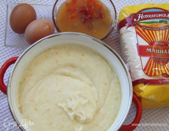 Манной каше дать немного остыть. 