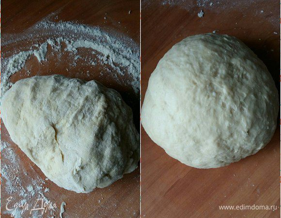 Выкладываем тесто на стол, посыпанный мукой, и продолжаем замес. Мне дополнительно понадобилось 2 столовых ложки с верхом муки, чтобы тесто не липло ни к столу, ни к рукам. Отставить в сторону тесто на 30 минут, накрыв его полотенцем.