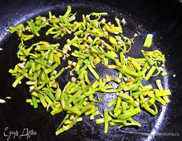 Дополнительно масло не требуется.