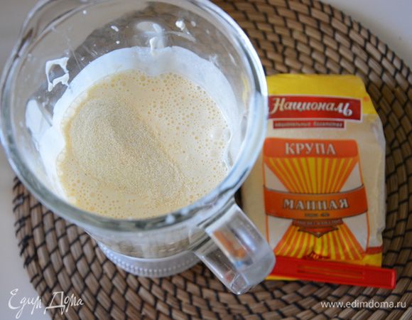 Добавить манную крупу ТМ «Националь» и перемешать.