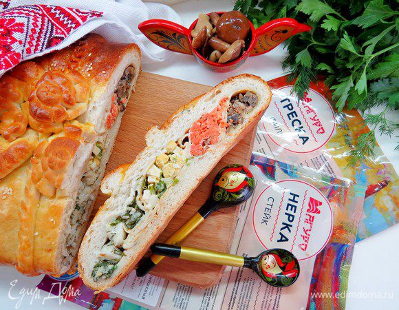 Пирог получается неимоверно вкусным и сочным! 
Приятного аппетита! 