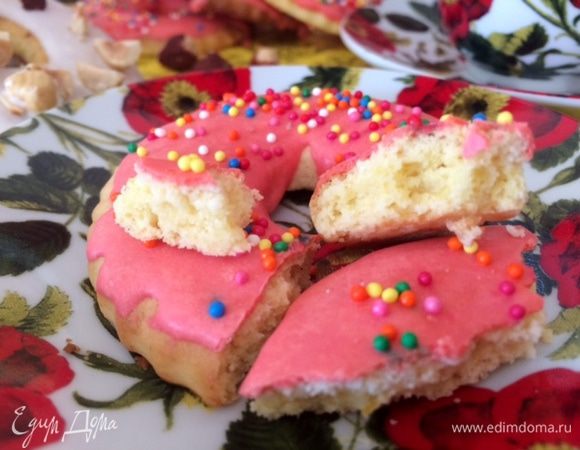 Вот такие лимонные колечки/коржики получились с лимонным вкусом, совершенно не приторные. 
Приятного аппетита!