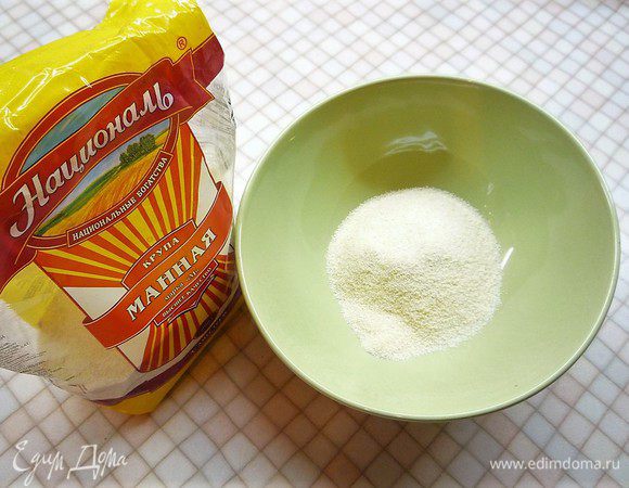 Отмеряем манную крупу ТМ «Националь».