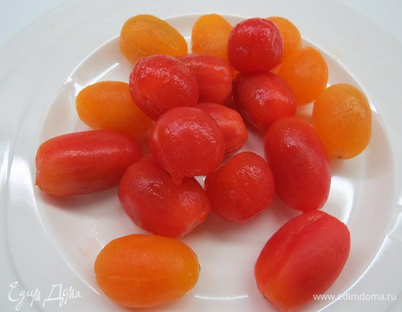 Аккуратно очистить от кожицы.