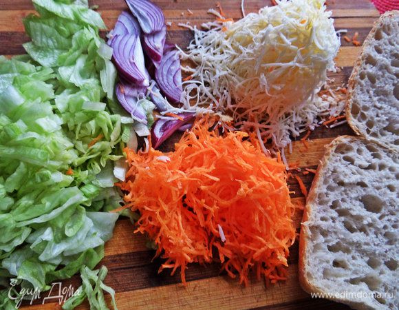 Подготовить овощи, сыр.