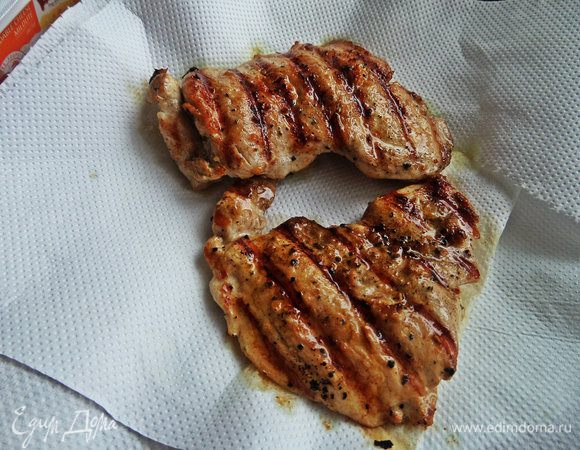 Перенести на салфетку.