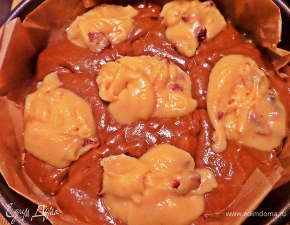 И светлого, чтобы получились пятна.