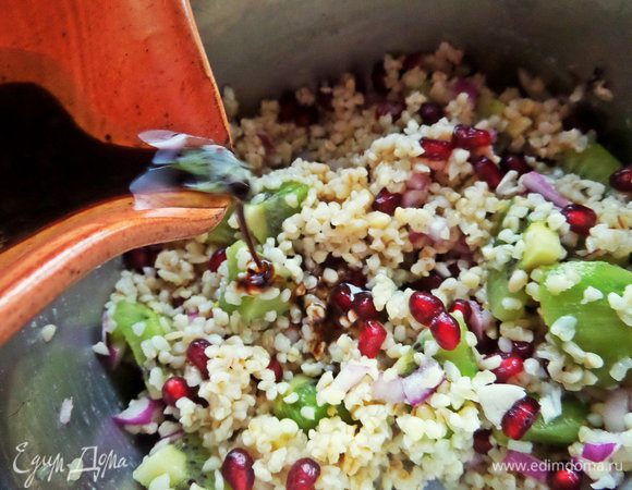 Вылить в основу.