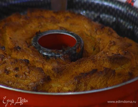 Выпекать сдобу в разогретой духовке 40‒50 минут в зависимости от мощности вашей духовки.