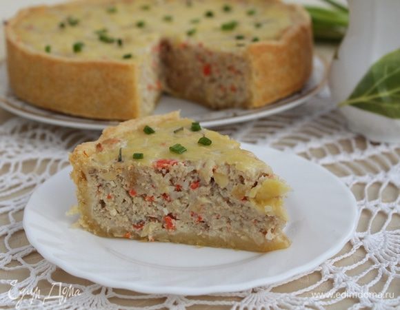 Охлаждаем пирог, нарезаем и наслаждаемся!
