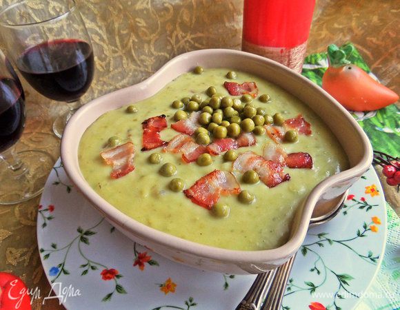 Немного горошка и порея сверху.