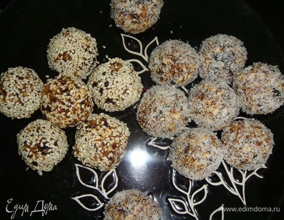 Отправляем конфеты на 30 минут в холодильник.