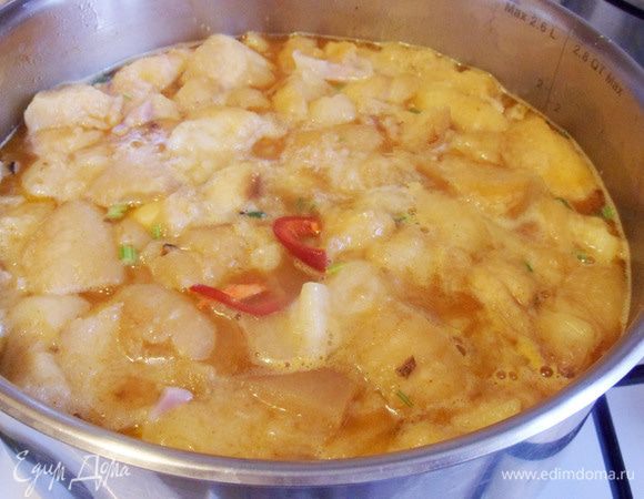 Я еще добавила колечко перца чили.