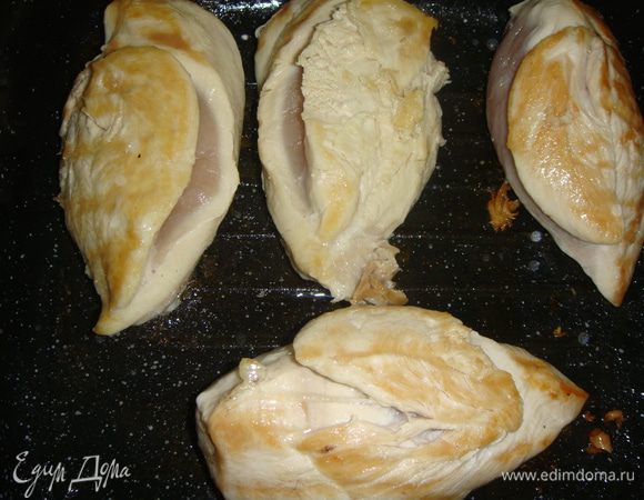 И с другой стороны 4 минуты. Филе выложить и сохранить теплым.