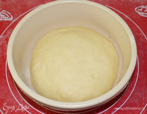 Оставить тесто в теплом месте на 1,5-2 часа.