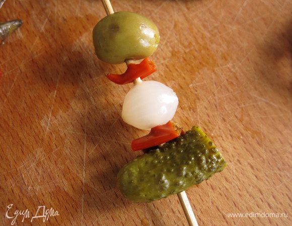 Завершение — оливка.