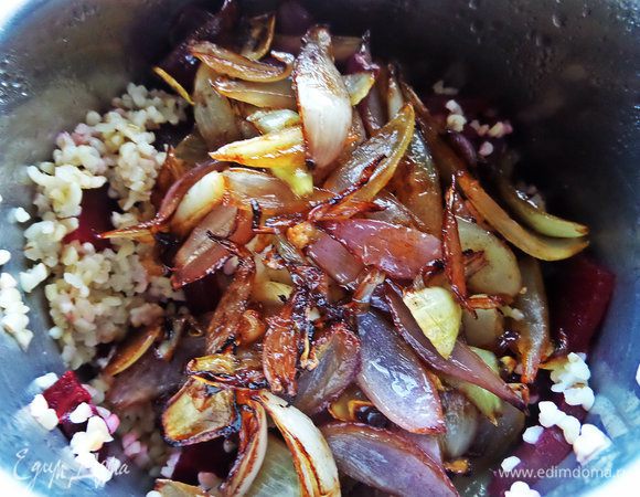 И карамельный лук.