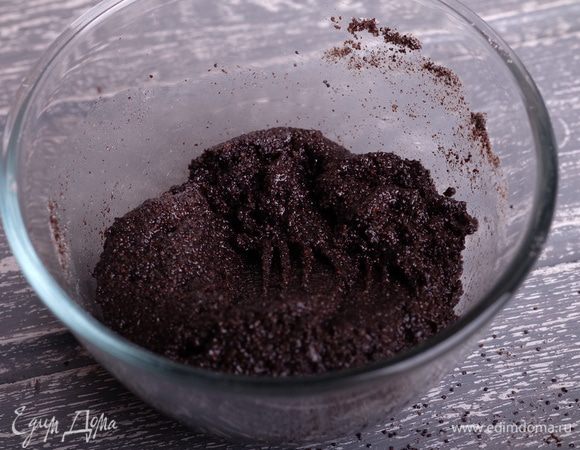 Перемешать до однородности. Начинка готова.