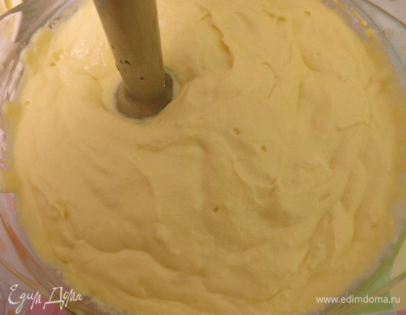 Измельчаем массу блендером.