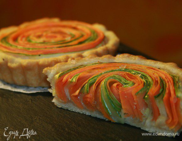 Сбрызнуть растительным маслом и выпекать 30 минут при 160°C. Овощи получаются полуготовые, альденте, и приятно хрустят.