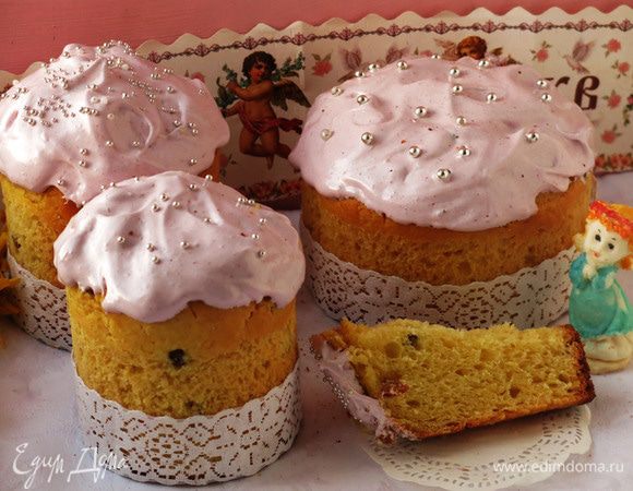 Разрез кулича. Приятного аппетита!