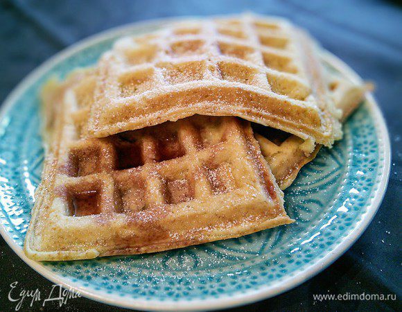 И/или посыпав сахарной пудрой.