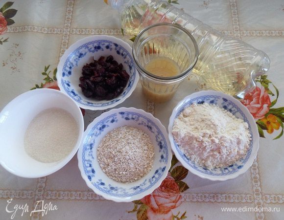 Подготавливаем продукты.