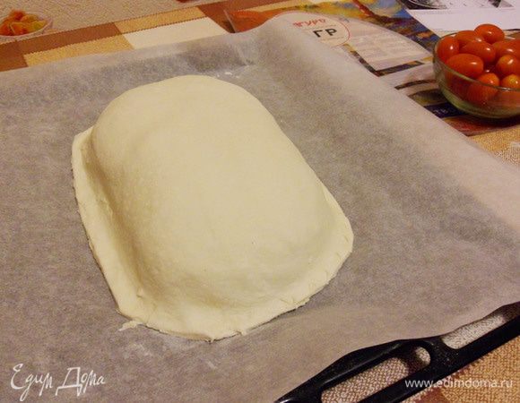 Убрать лишний воздух, закрываем края.