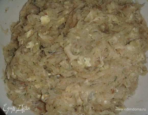 Фарш тщательно перемешать.